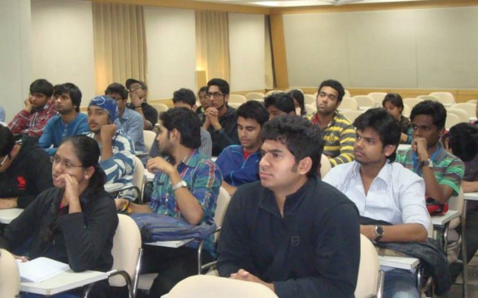 Investment banking courses in India – Aaina Khan – Medium