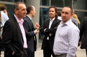 Banking pay in London